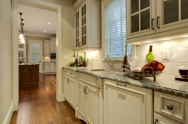 Butlers Pantry Installation in College Station
