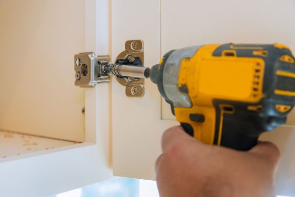 Cupboard Door Hinge Repair in College Station